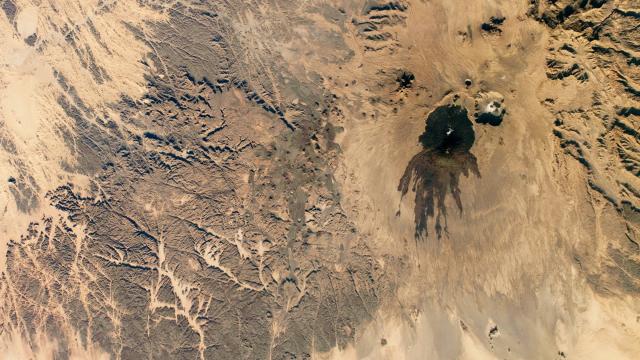 Can you put this ancient lava flow back together?